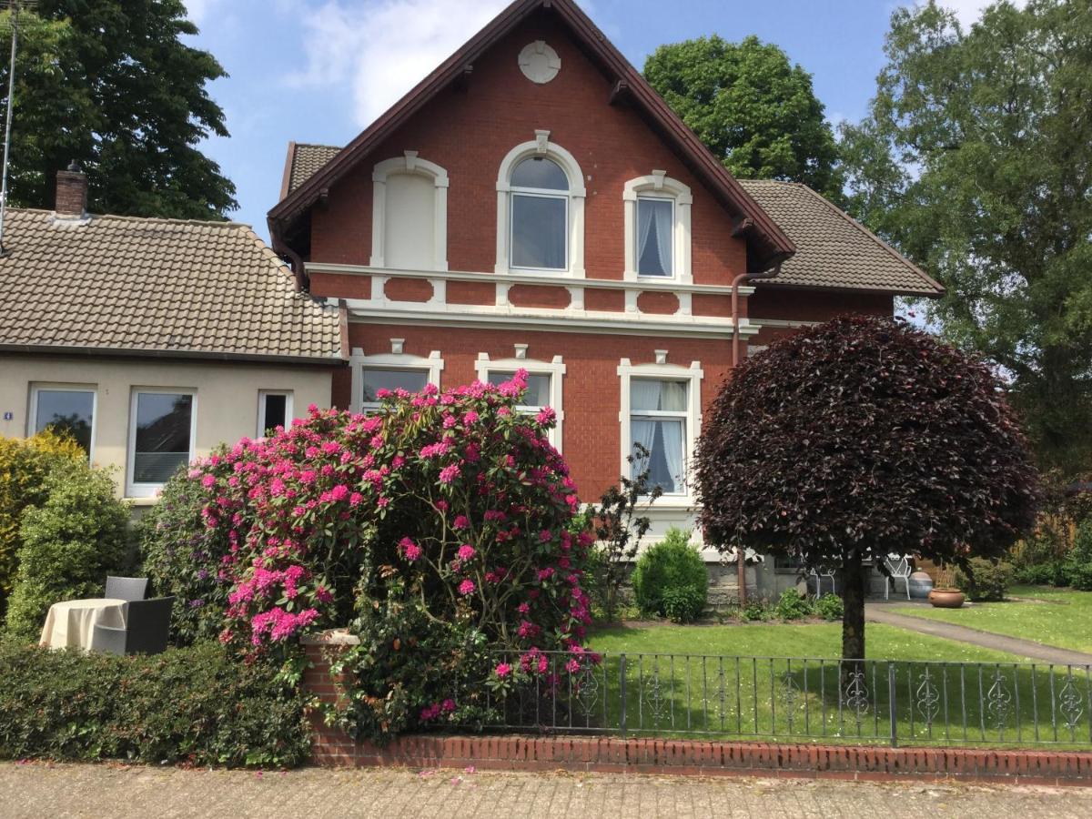 Ferienhaus Us Luett Hus Und Das Zimmer Linde Im Haupthaus Oldenburg Ngoại thất bức ảnh