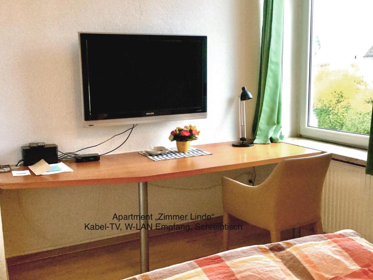 Ferienhaus Us Luett Hus Und Das Zimmer Linde Im Haupthaus Oldenburg Ngoại thất bức ảnh