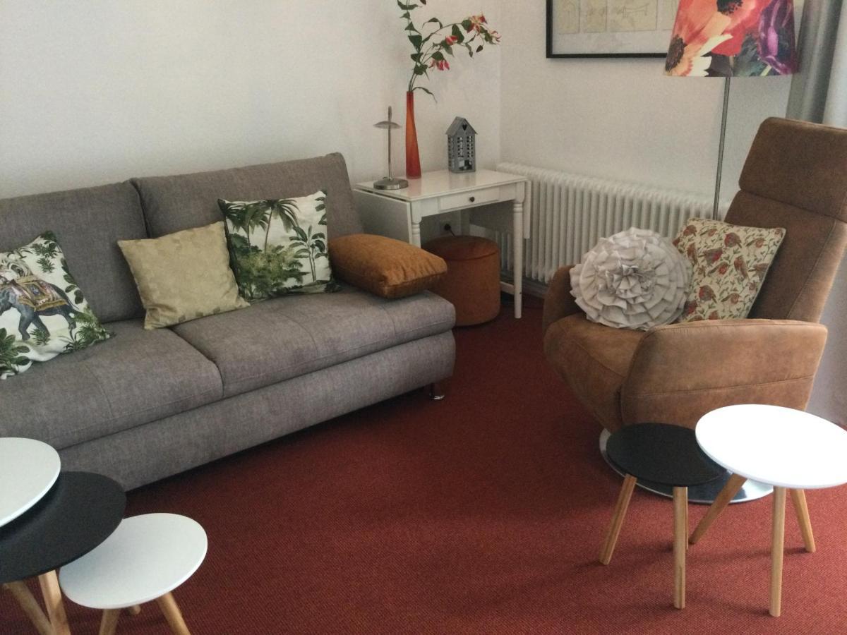 Ferienhaus Us Luett Hus Und Das Zimmer Linde Im Haupthaus Oldenburg Ngoại thất bức ảnh